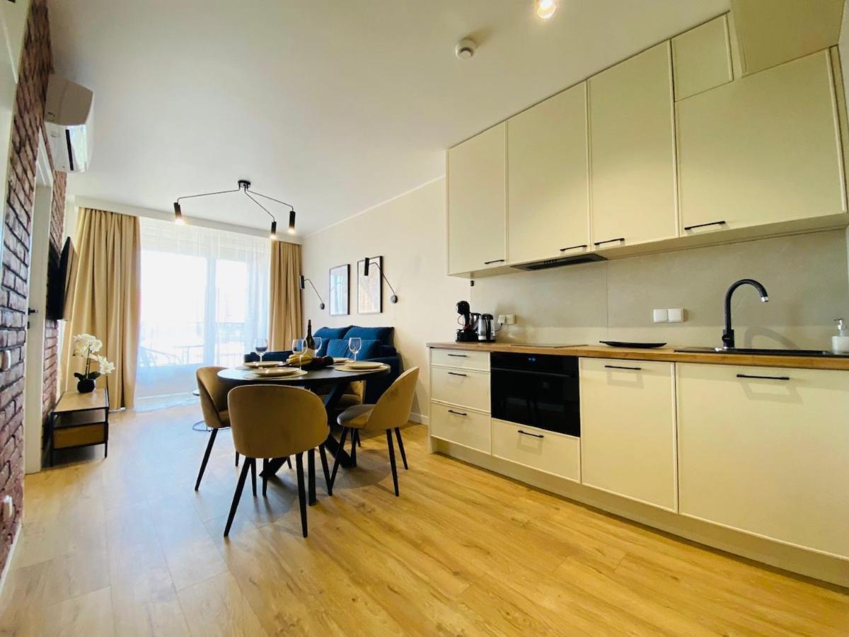 Apartamenty S&S Chlebova Gdansk Z Widokiem Na Rzeke Motlawe, Stare Miasto Exterior foto